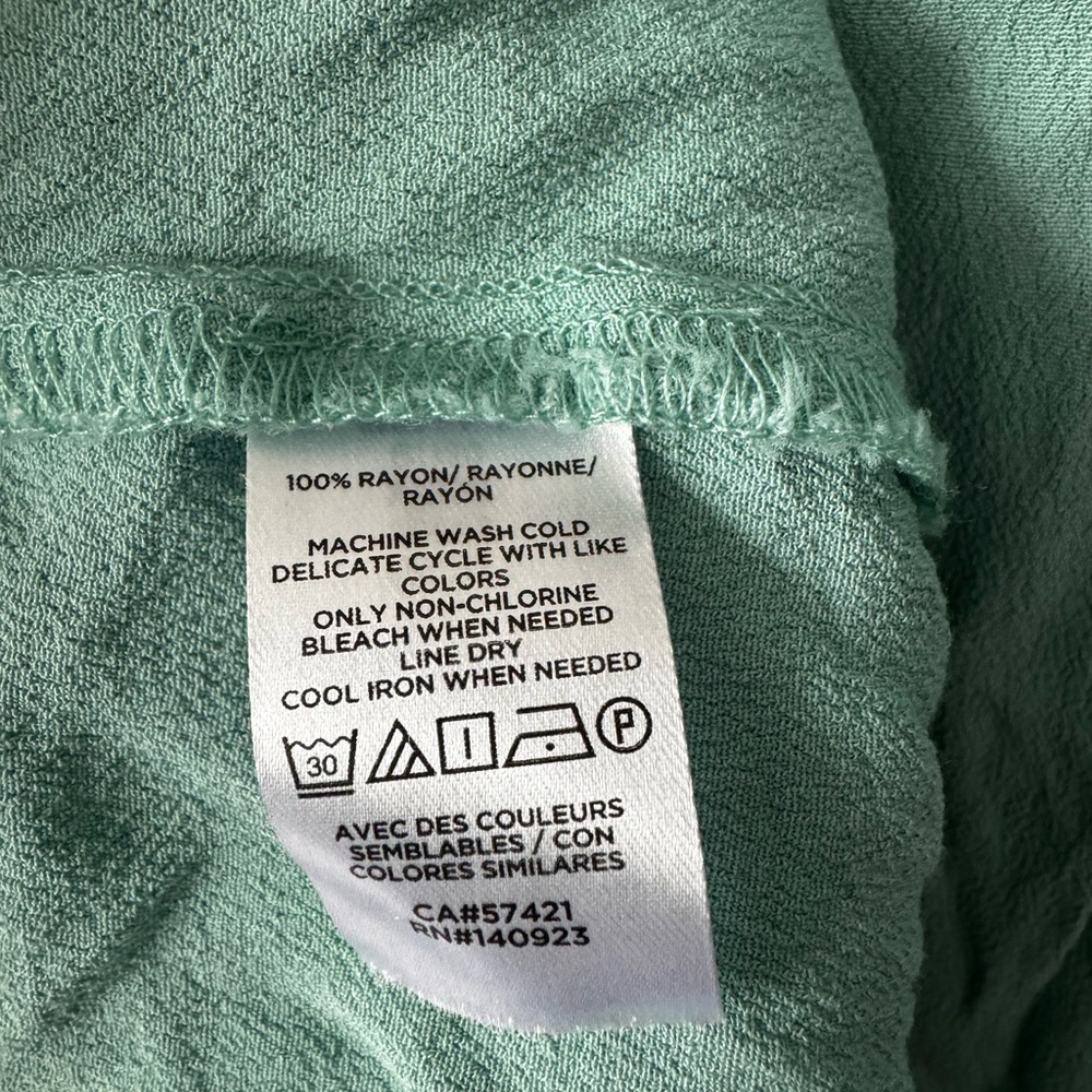 Loft Lightweight Mint Green Sleeveless Top - Picture 4 of 4